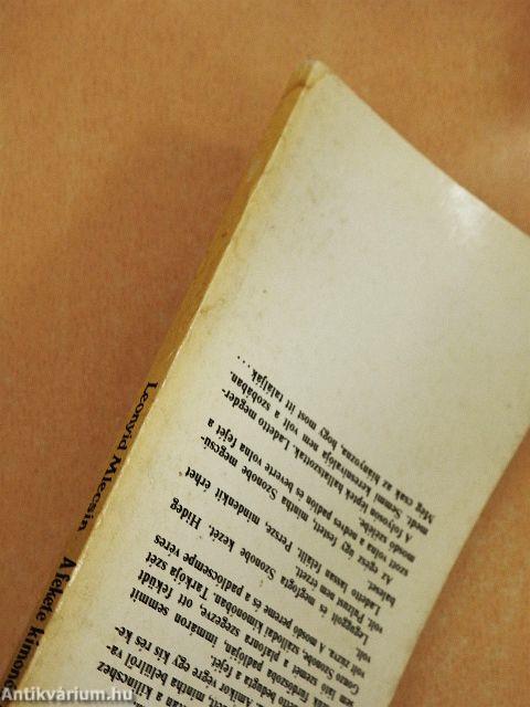 A fekete kimonós öregember