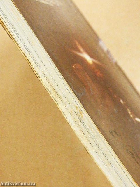 Weekend Book of Ghosts and Horror 2.