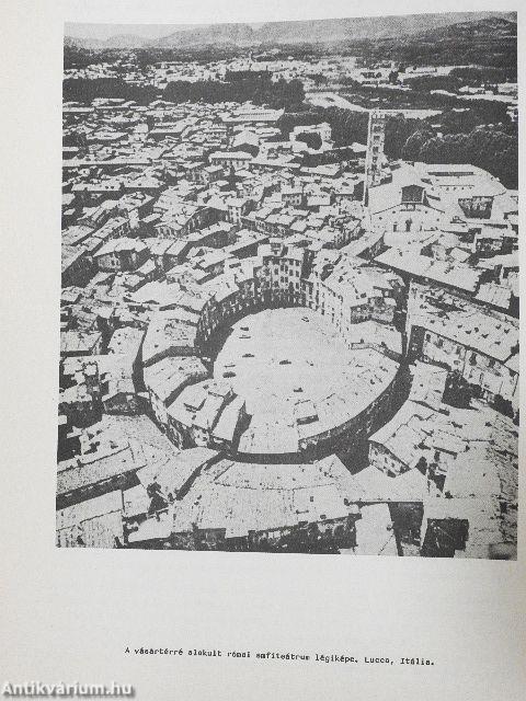 A város építészete