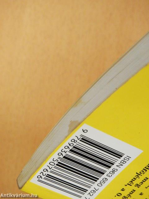 Egy kezdő diplomata komolytalan feljegyzései (dedikált példány)