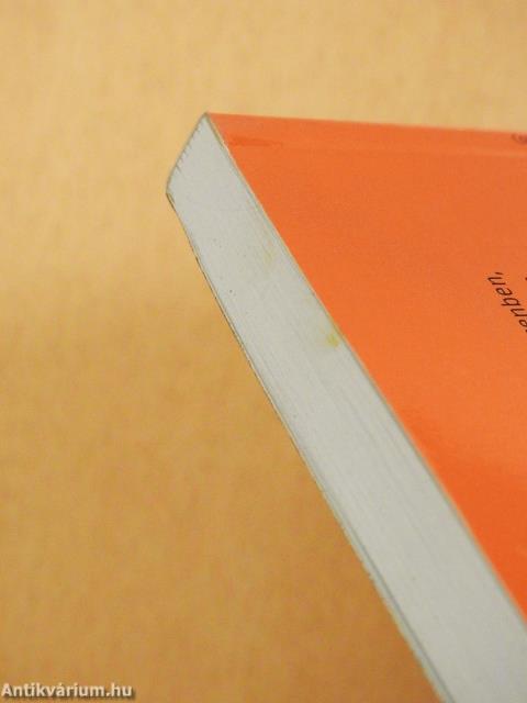 Az erőszak neve: Fenség (dedikált példány)