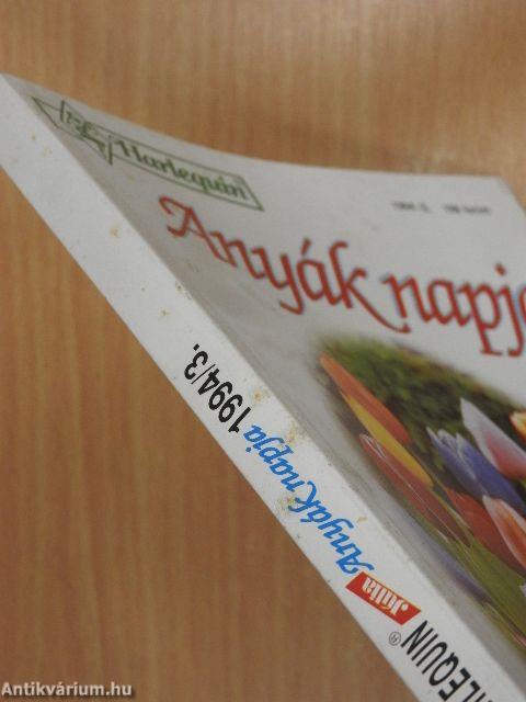 Hogy ne légy egyedül/A mama kedvence/Anyunak egy szót se!