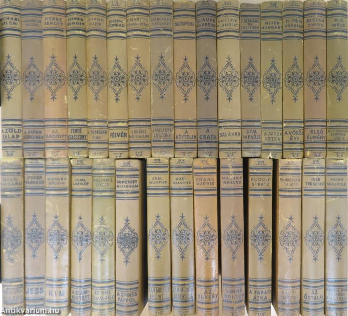 "30 kötet a Világhirű Regények sorozatból (nem teljes sorozat)"