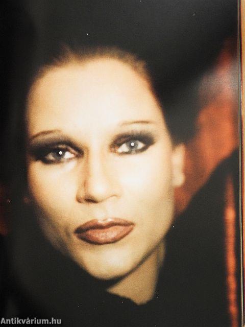 Katharina Sieverding: Close Up