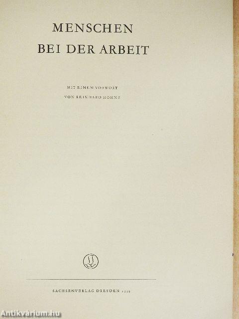 Menschen bei der Arbeit