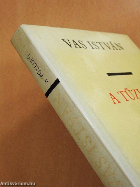 Ki mást se tud/Rapszódia a hűségről/A tűzlopó