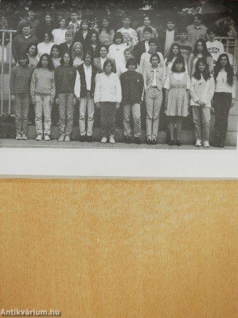 Az Eötvös József Szakközépiskola Jubileumi Évkönyve 1947-1997