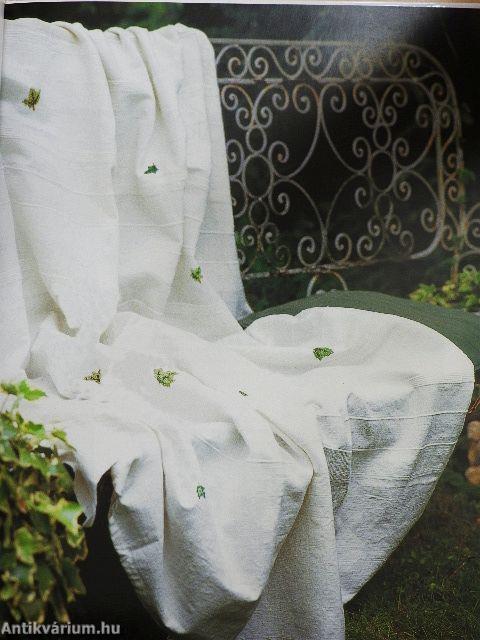 Modern keresztszemes hímzések