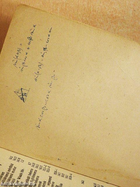 Műszaki táblázatok és képletek