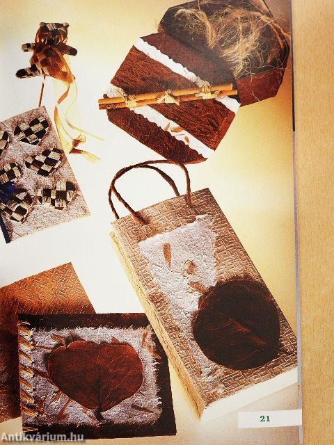 Díszítés merített és rostpapírral