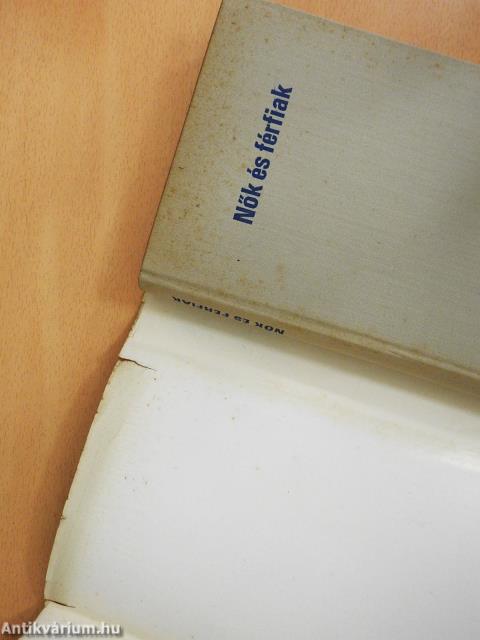 Nők és férfiak (dedikált példány)