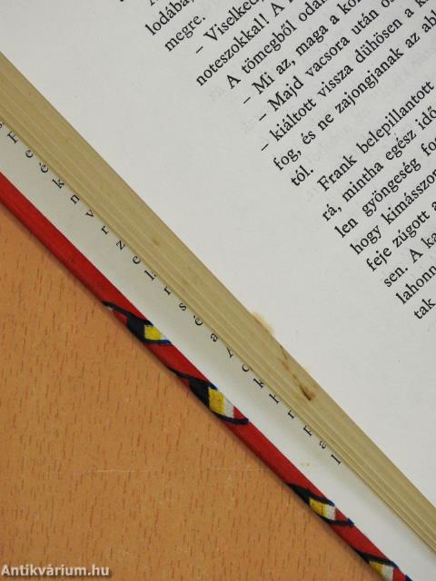 Miközben a Jóreménység-fok felé haladtunk... (dedikált példány)