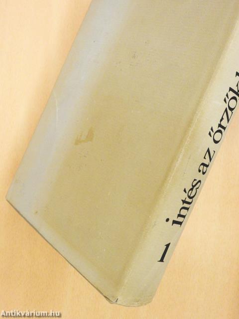 Intés az őrzőkhöz 1-2. (dedikált példány)