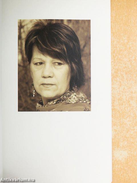 Magyarország formájú kő