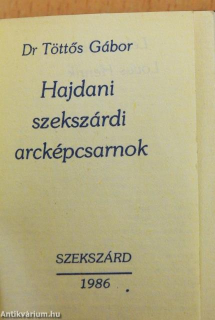 Hajdani szekszárdi arcképcsarnok (minikönyv)