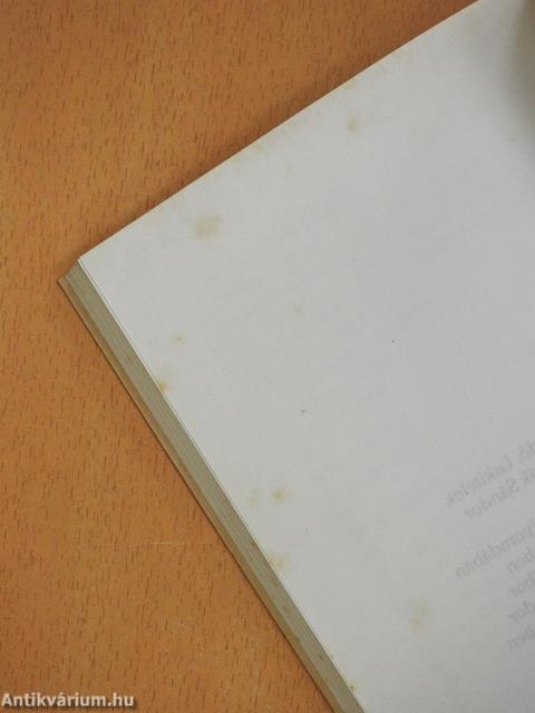 Rögön, pázsiton (dedikált példány)