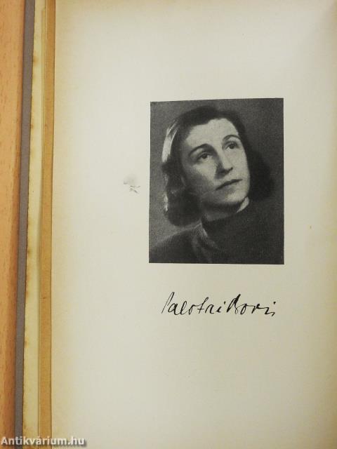 Varázsige (dedikált példány)