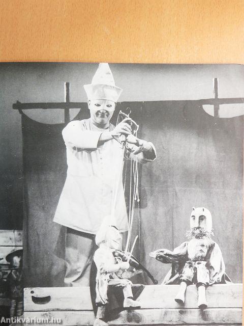 A bábuk különös világa