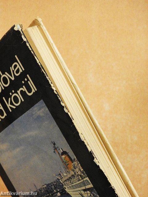 80 naplóval a Föld körül