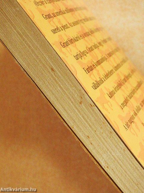 Élve kell az asszony