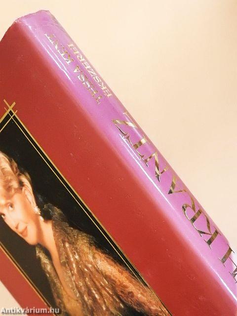 Tessa Kent ékszerei