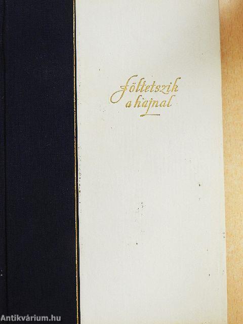 Föltetszik a hajnal