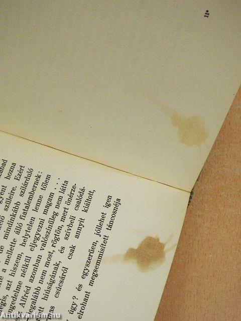 A hét szilvafa árnyában