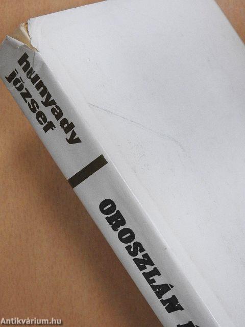 Oroszlán és gödölye