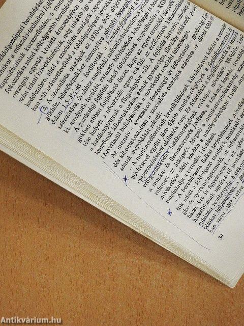 A világgazdaság helyzete és kilátásai