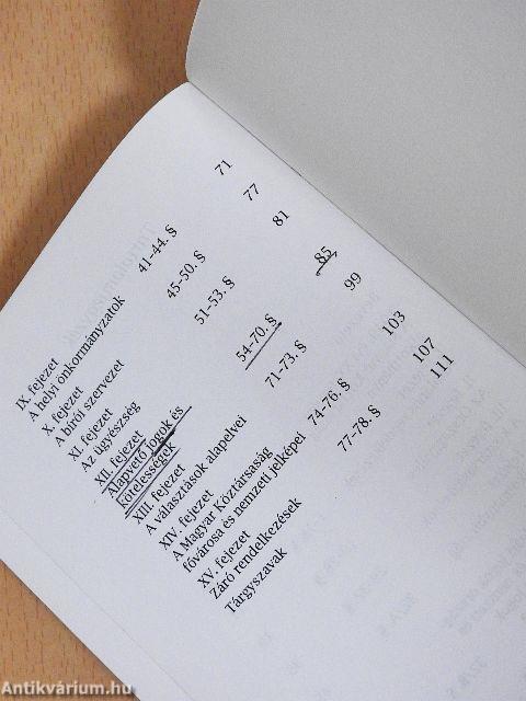 A Magyar Köztársaság Alkotmánya