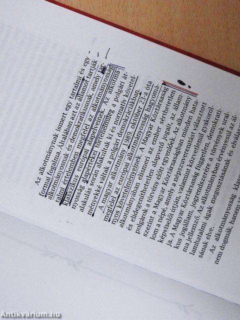 A Magyar Köztársaság Alkotmánya