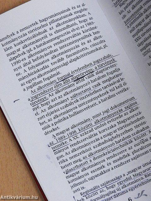 A Magyar Köztársaság Alkotmánya