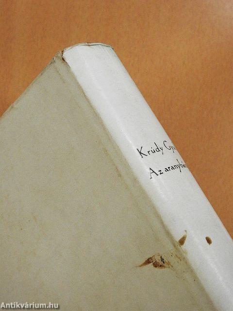 Az aranybánya/Régi szélkakasok között/Palotai álmok