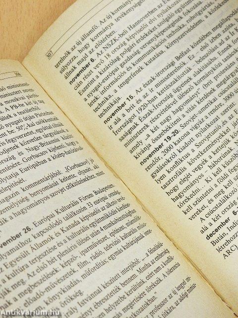 A nemzetközi élet krónikája 1945-1985