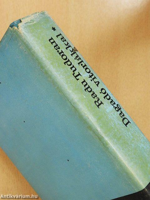 Dagadó vitorlákkal I-II.