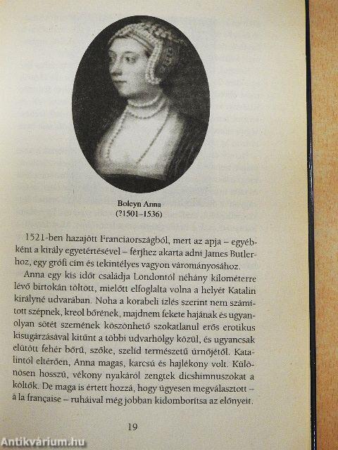 Boldogtalan királynék