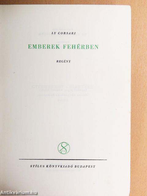 Emberek fehérben