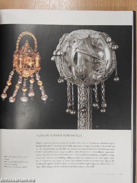 A magyar szent korona és a koronázási jelvények