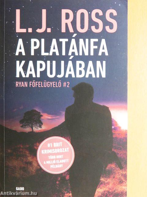 A Platánfa Kapujában