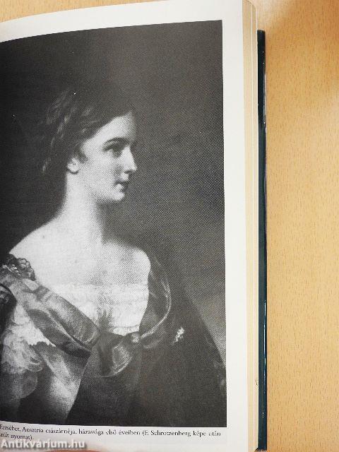 »...fáradtan teszem le esténként koronám...«