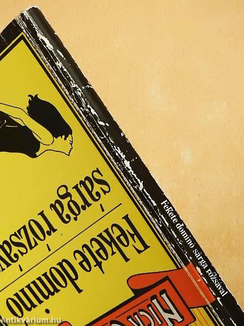 Fekete dominó sárga rózsával