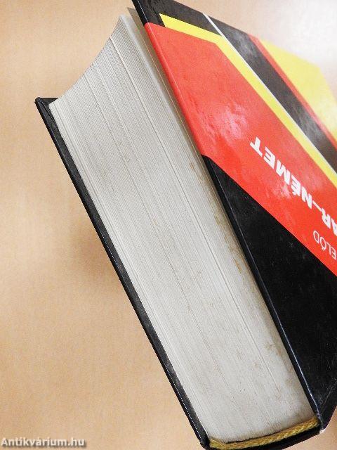 Magyar-német kéziszótár