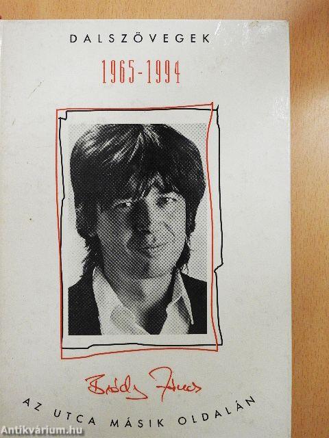 Az utca másik oldalán