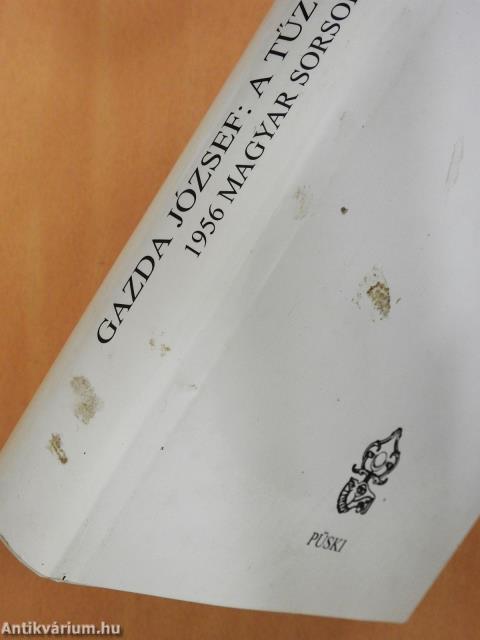 A tűz októbere (dedikált példány)