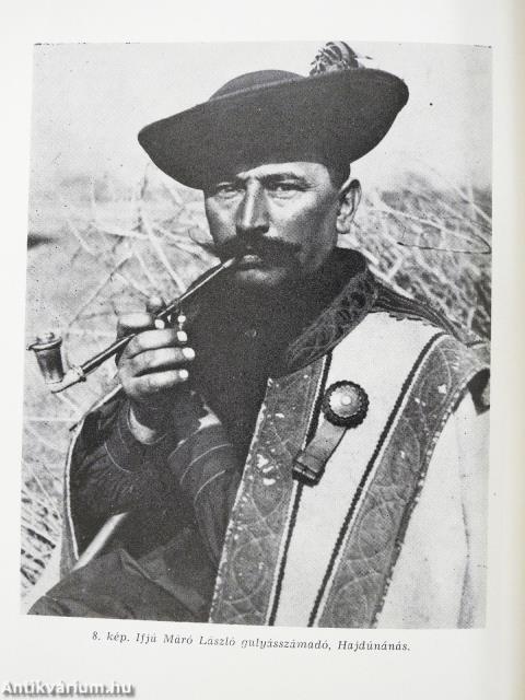 A szarvasmarha paraszti tartása Hajdúnánáson a XVIII. század végétől (dedikált példány)