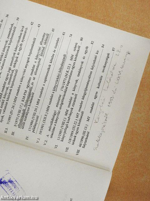 A könyvtári munka jogi szabályozása