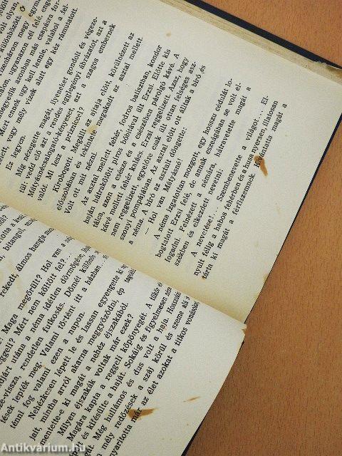 Döcög a szekér/A Mária Annunciáta villában