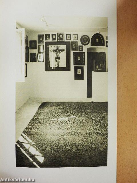 "Mindenkinek kenyér és rózsa"