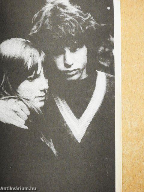 Az ajtókon innen és túl