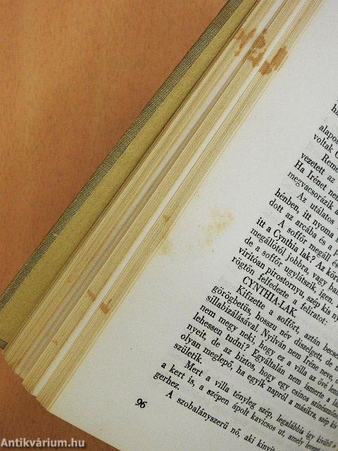 Neonfény a Nilus felett